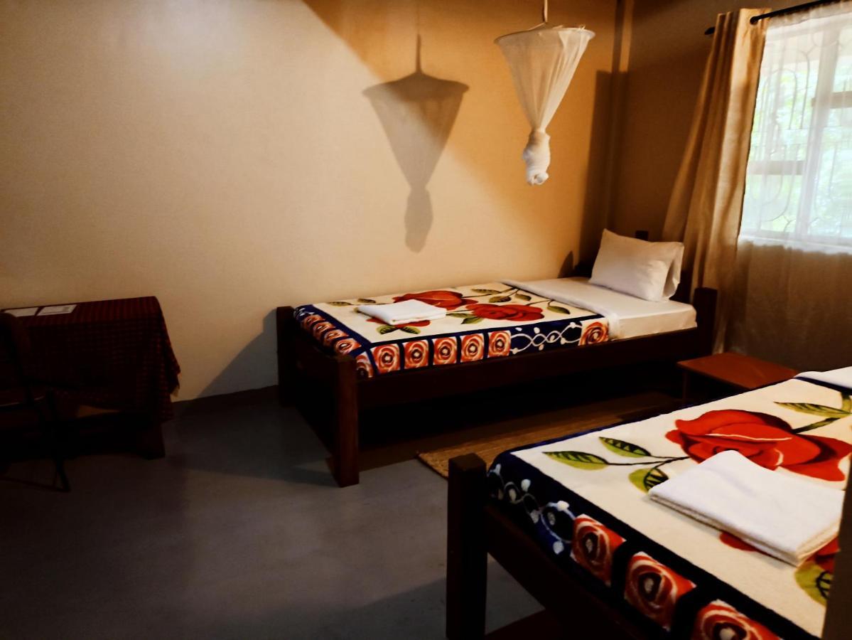 Shamba Hostel Usa River ภายนอก รูปภาพ
