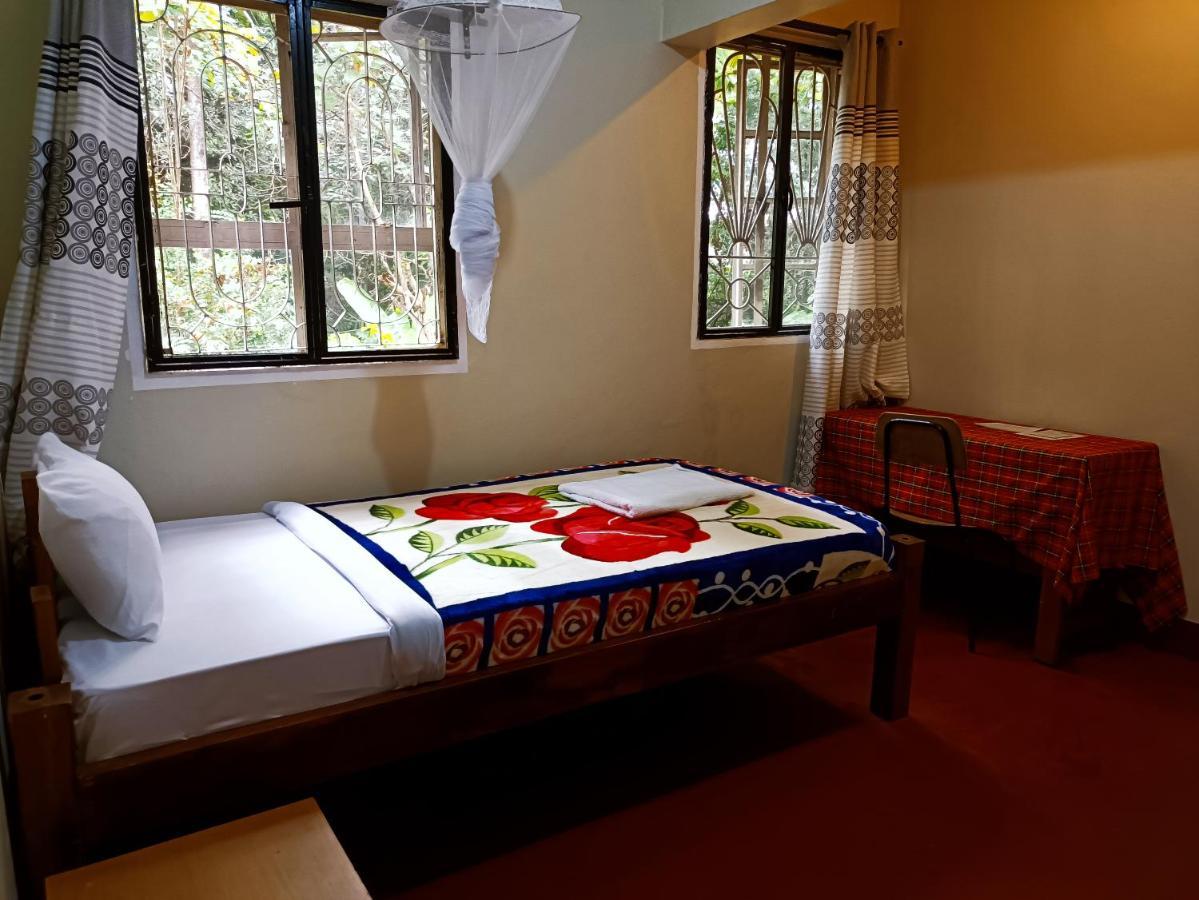 Shamba Hostel Usa River ภายนอก รูปภาพ
