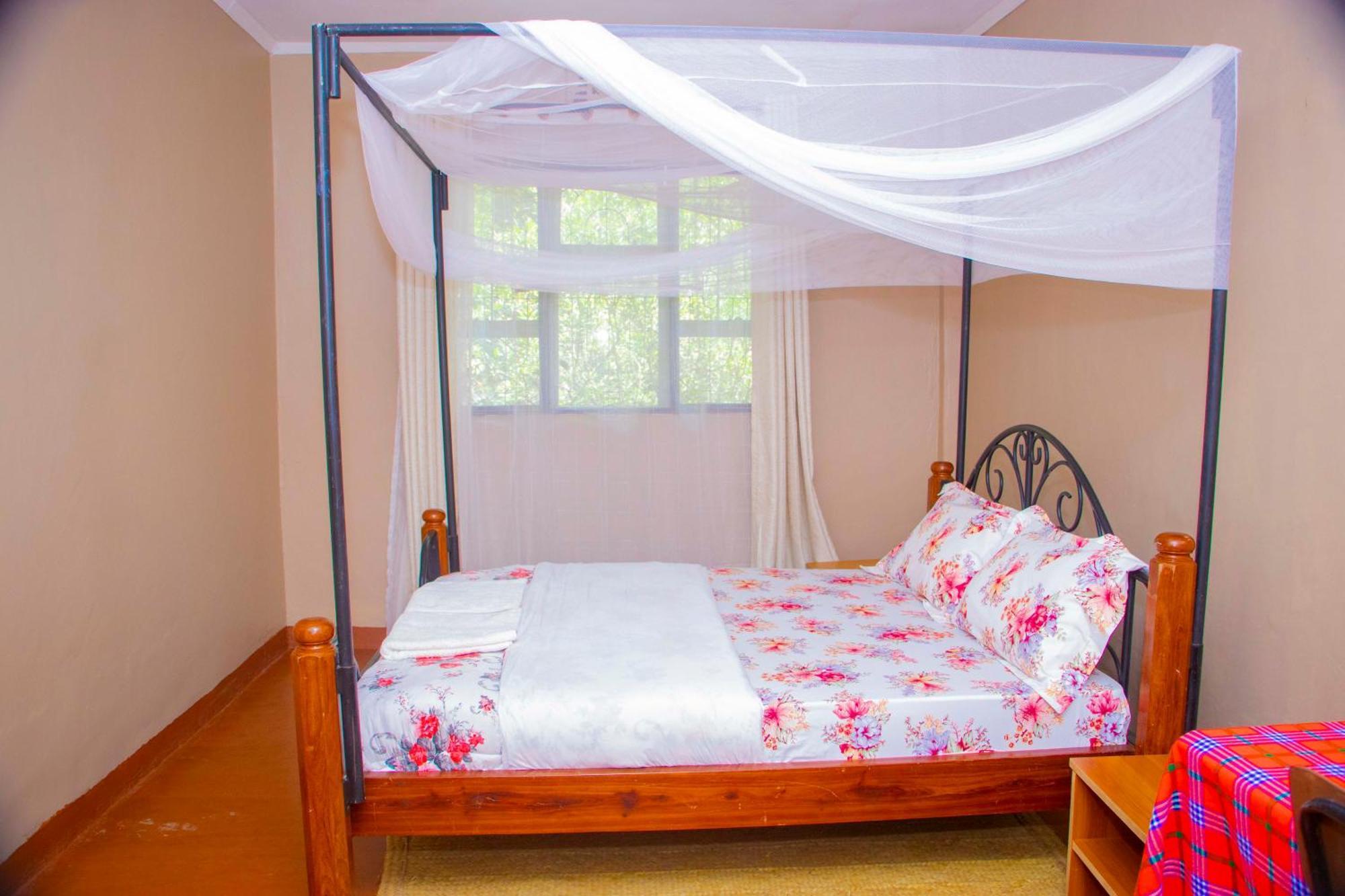 Shamba Hostel Usa River ภายนอก รูปภาพ