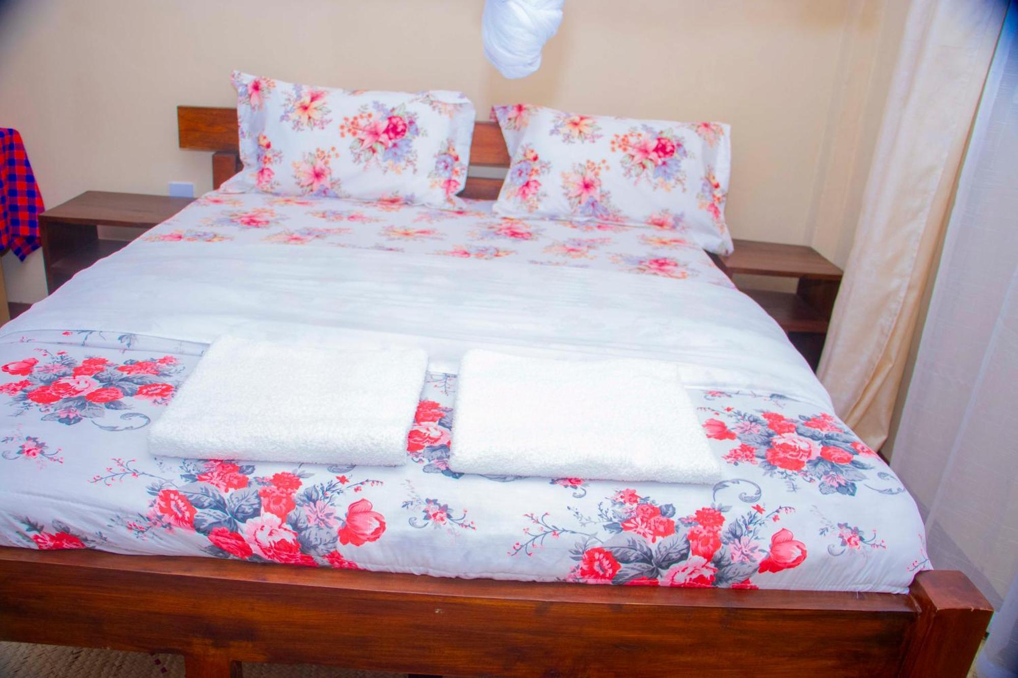 Shamba Hostel Usa River ภายนอก รูปภาพ