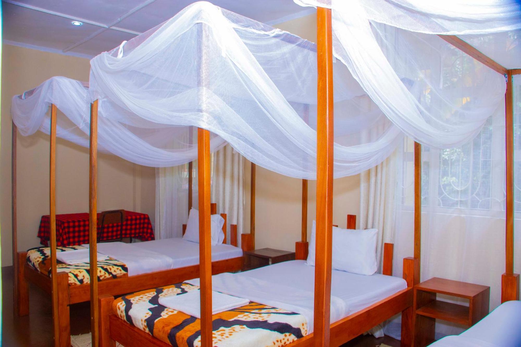 Shamba Hostel Usa River ภายนอก รูปภาพ